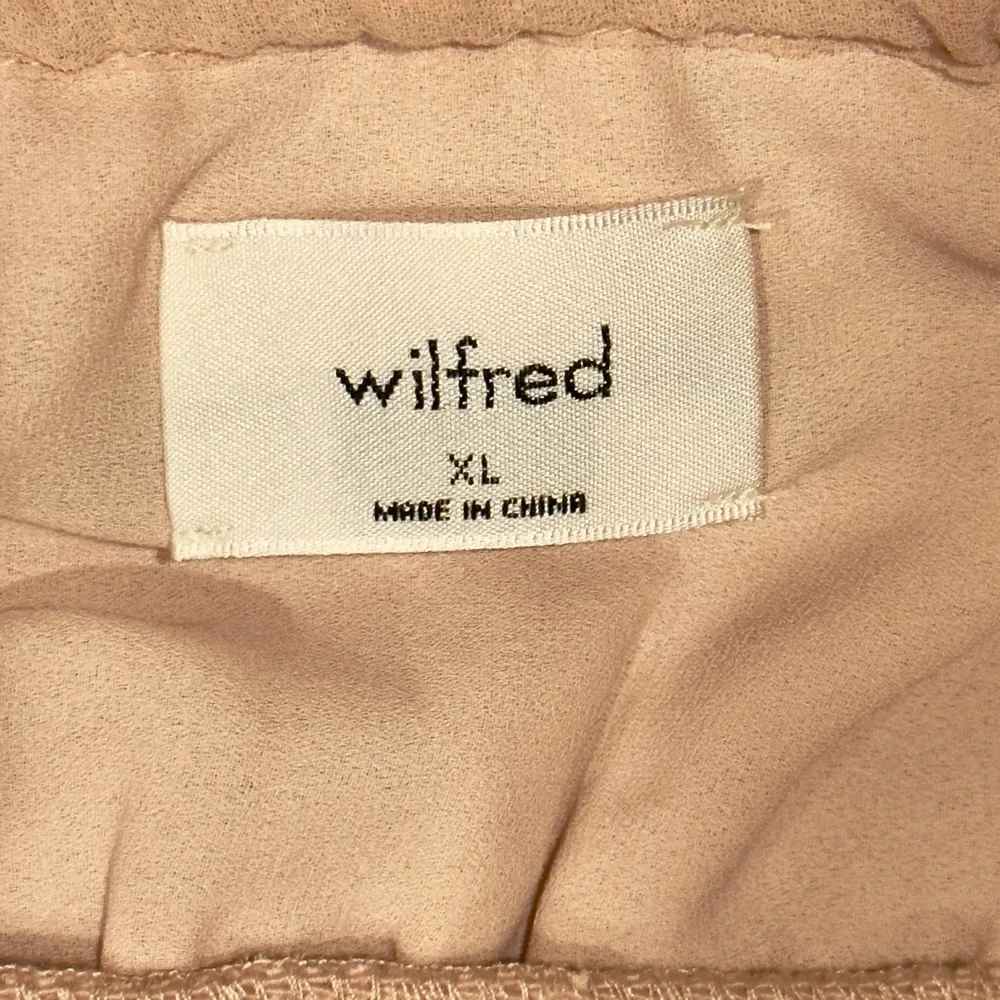 Aritzia Wilfred Ballad Camisole - Coral Blush - Picture 9 of 11